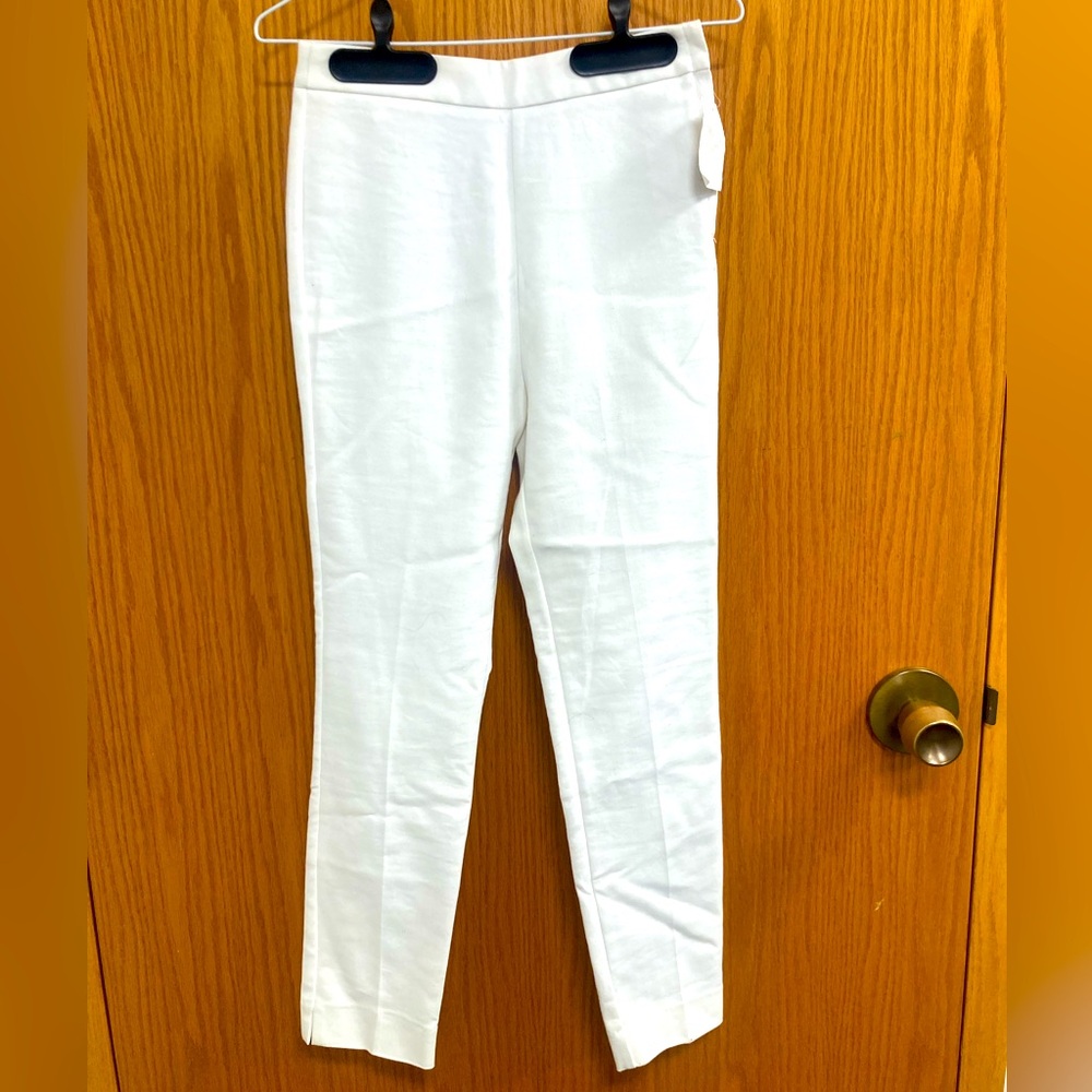 Women’s white side-zip size 4 cigarette trousers NWT